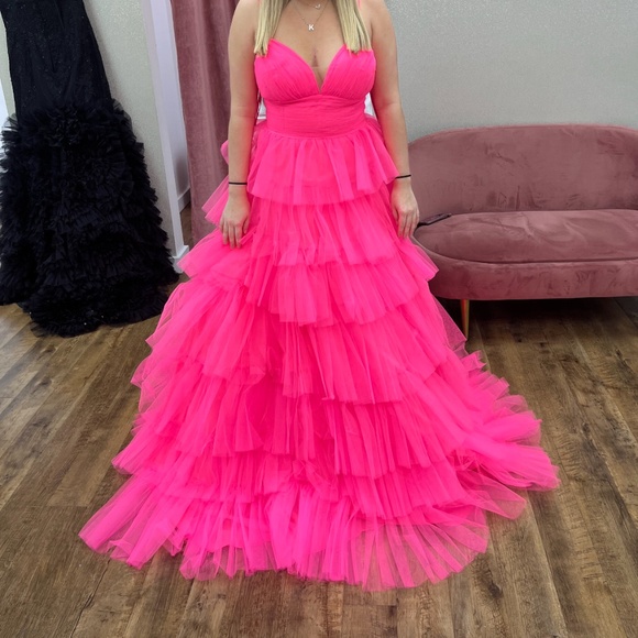 Sherri Hill Dresses & Skirts - Prom Dress